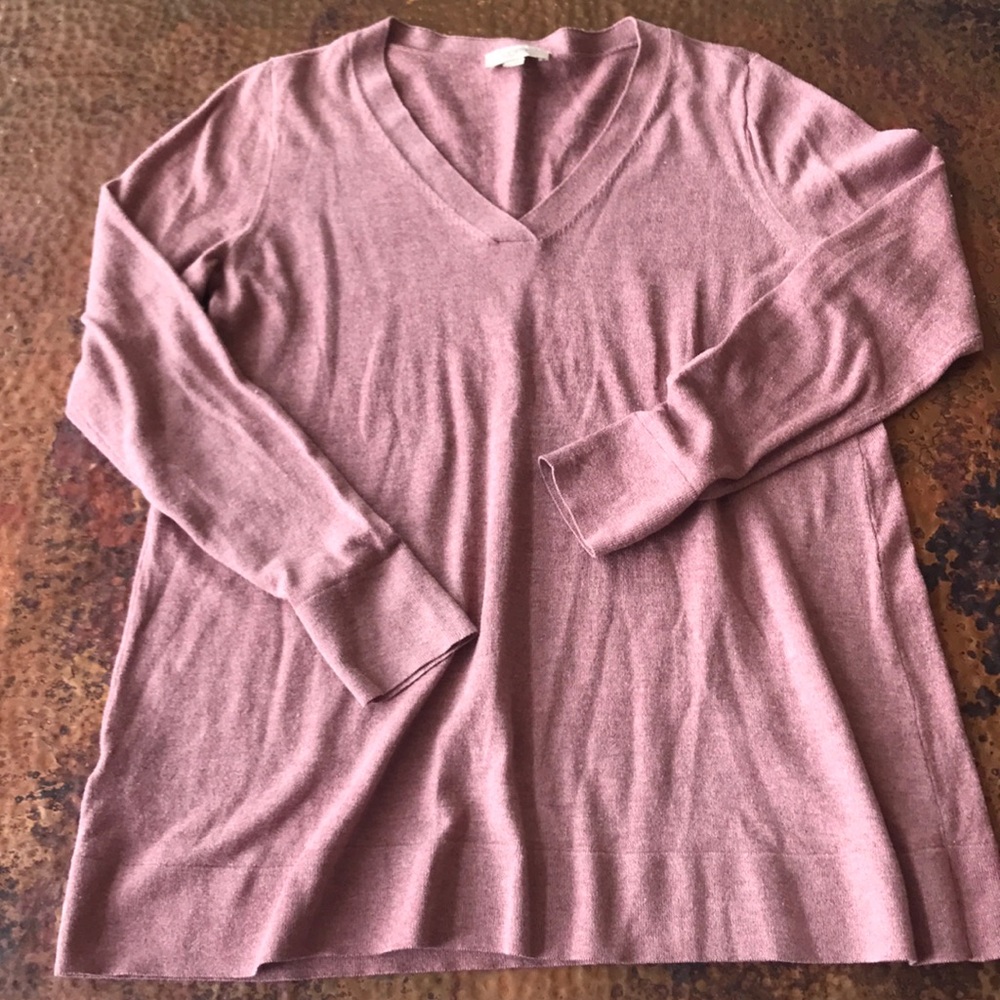{Loft} Pink/Gray V-Neck Sweater. Size Small.